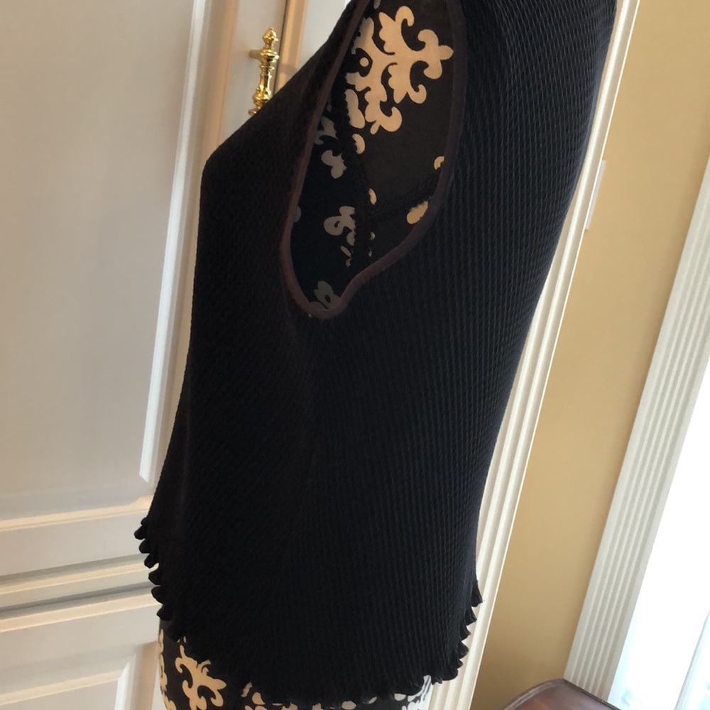 Cache Stunning Accordion Stretch, Piping Trimmed,… - image 4